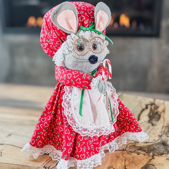 Primitive Folk Art Sock Bottle Christmas Granny Mouse w Bifocals/Candy Cane-12”H - Picture 3 of 9